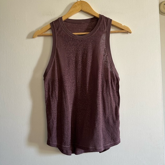 Lululemon Athletica Purple Timeless Classic Tank Top Size Small EUC - Picture 6 of 11
